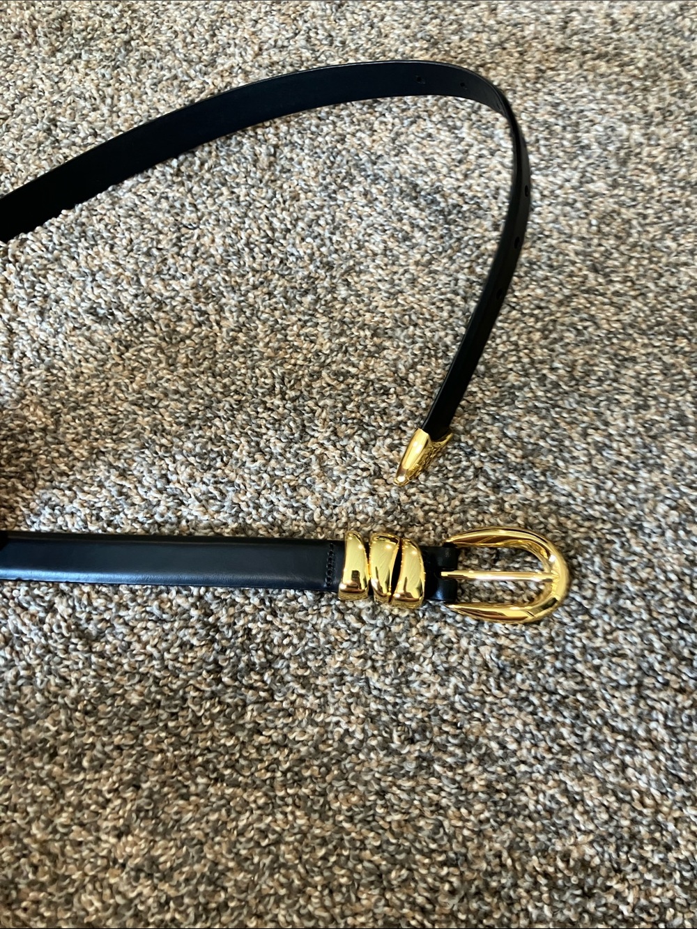Madewell Black Leather Belt with Gold Hardware - Picture 2 of 5